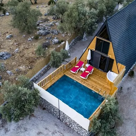 Villa Pataratinyhouse *